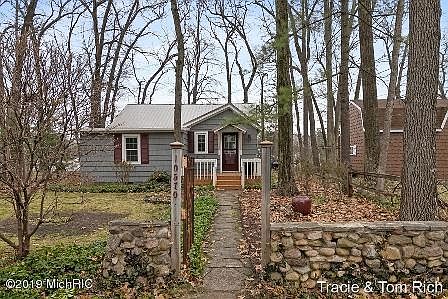 3rd image of 10570 N Cordelia Ave