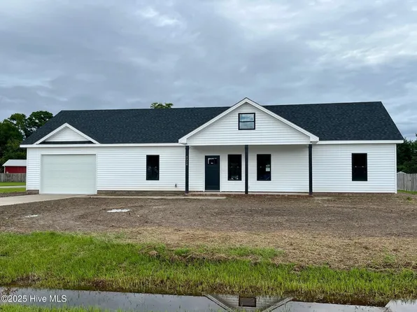 2308 Hewitt Drive, Elizabeth City, NC 27909
