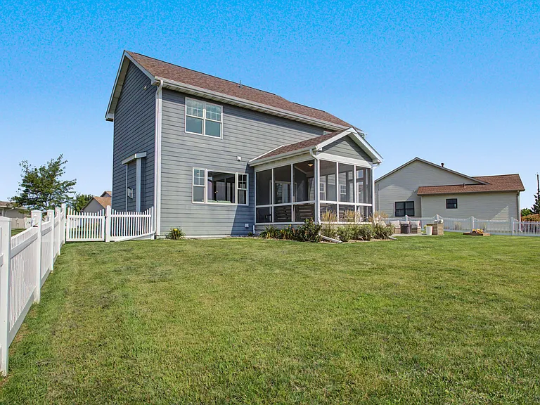 2708 Harrison Rd — Photo 28