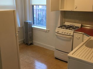 28 Grove St #7PB, Boston, MA 02114