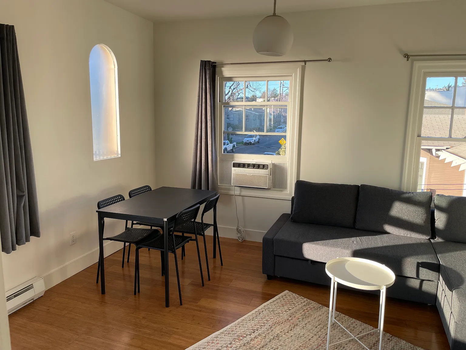 1 bed, 500 sqft, $1,950 — Photo 2