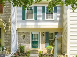 9132 Blarney Stone Dr, Springfield, VA 22152