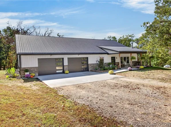 2239 Pier Thirty One Rd, Camdenton, MO 65020