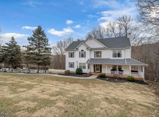 5 Fieldstone Trl, Sparta, NJ 07871