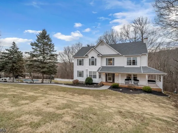 5 Fieldstone Trl, Byram Twp., NJ 07871