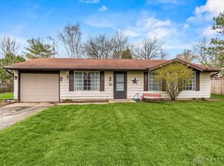 35 Weldon Ln, North Lewisburg, OH 43060
