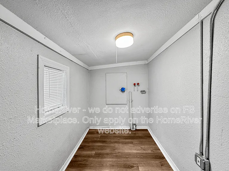 5304 E 14th Ave — Photo 11