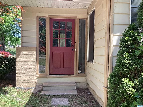 3rd image of 130 Forest Rd