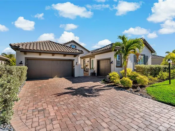 4828 Royal Dornoch Cir, Bradenton, FL 34211