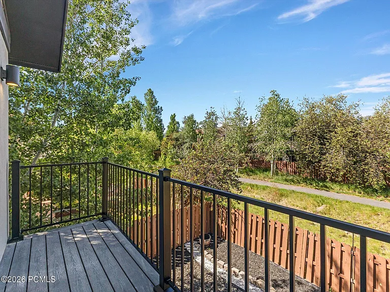 1107 Station Loop Rd — Photo 14