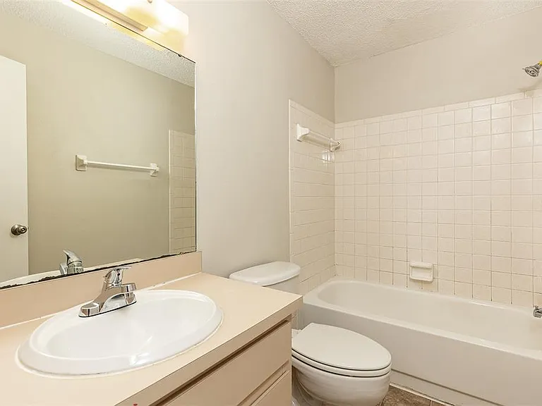 2517 E Stanley Matthew Cir — Photo 11