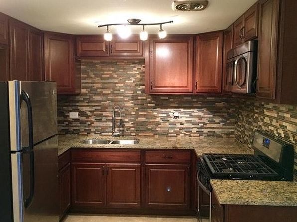 1321 Yarmouth Ct