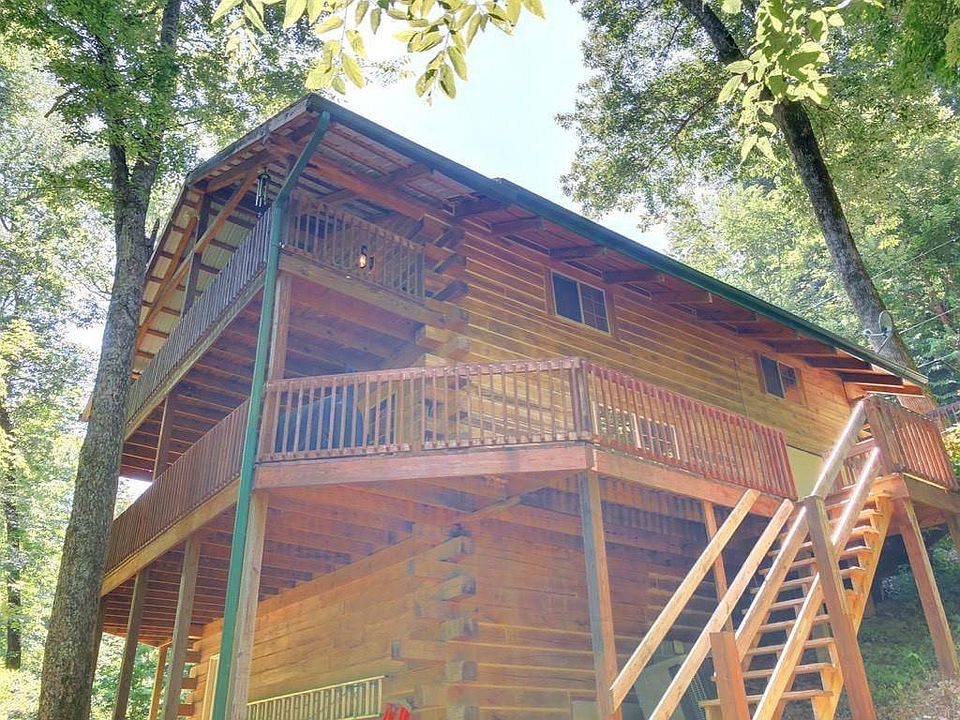 1st image of 1844 Lake Forest Ln