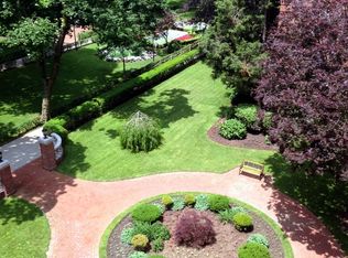 7735 113th St, Forest Hills, NY 11375