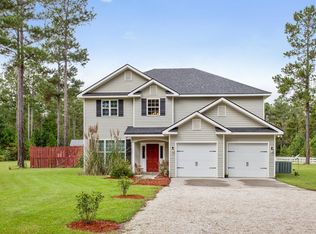 227 Barrington Ferry Rd, Riceboro, GA 31323