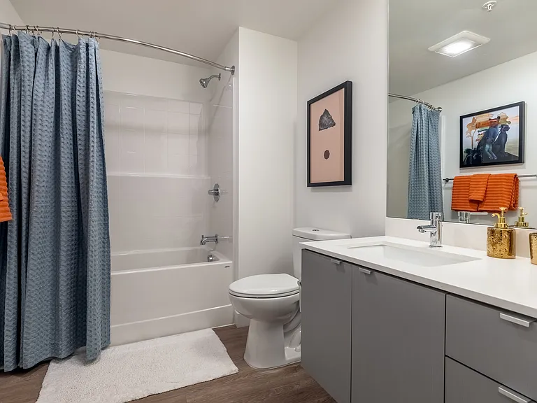 Jackson Apartments — Photo 8