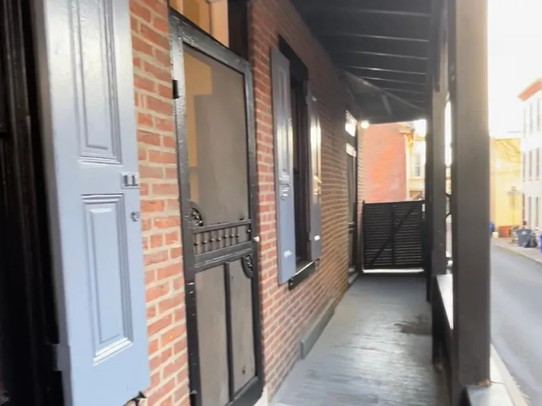 238 King St — Photo 11