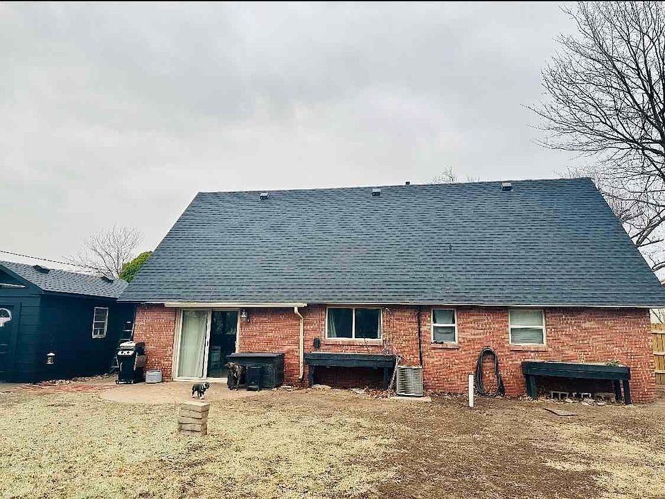 2nd image of 1219 Bradbary Ln