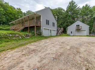 26 Lisa Ln, Naples, ME 04055
