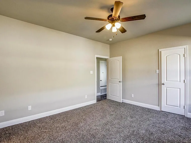 424 Canvas Ct — Photo 21