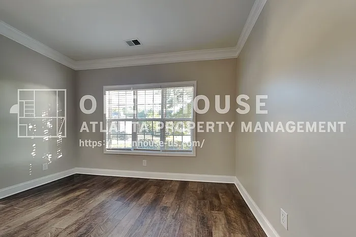 5 bed, 3.0 bath, 2884 sqft, $2,525 — Photo 3