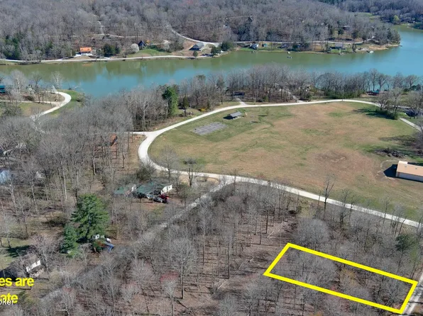 142 Pine Tree Dr, New Haven, KY 40051