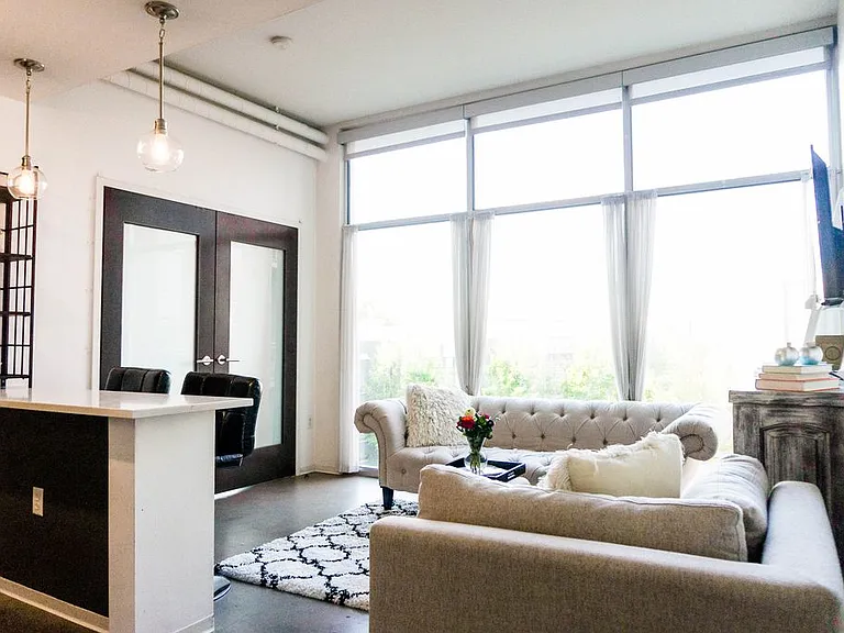 2115 Yeaman Pl #307 — Photo 36