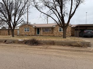 2004 Avenue H, Petersburg, TX 79250