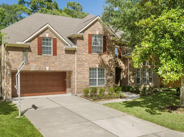 59 E Green Pastures Cir, The Woodlands, TX 77382