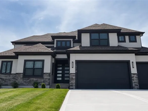 10514 N Hawthorne Ave, Kansas City, MO 64157