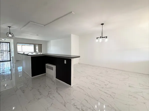 7020 Avenue U image 4 of 15