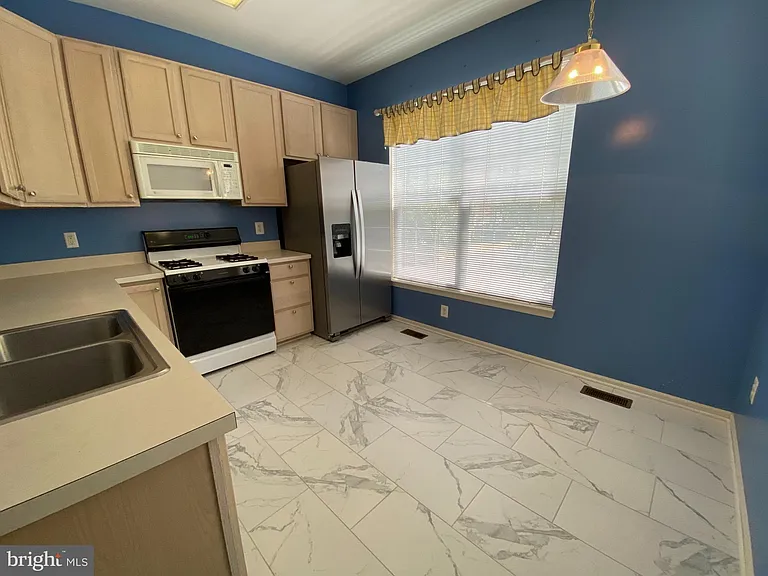 4110 Flower Box Ct — Photo 4