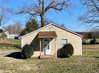 1651 Cajah Mountain Rd, Hudson, NC 28638