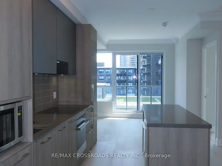 18 Water Walk Dr #610 — Photo 2