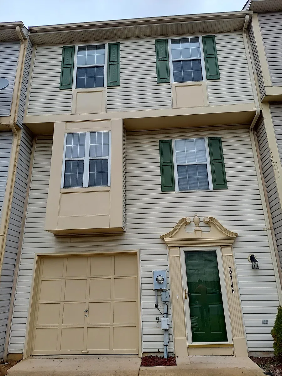 Building Photo - 20146 Daniels Cir