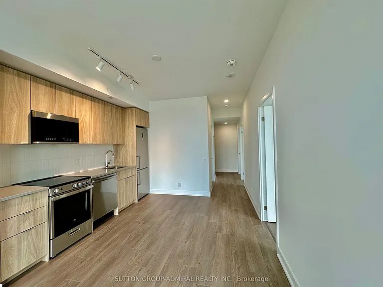1660 Bloor St W #903 — Photo 20