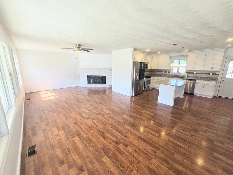 1221 Wingfield Ave — Photo 7