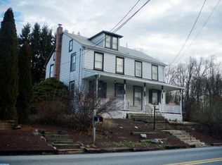 136 Levengood Rd, Douglassville, PA 19518