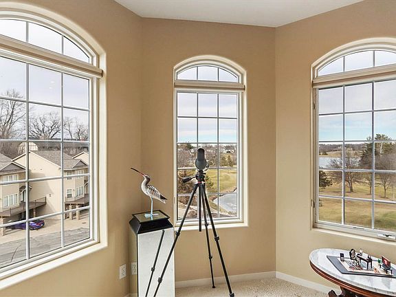 3rd image of 245 Holiday Rd APT 3