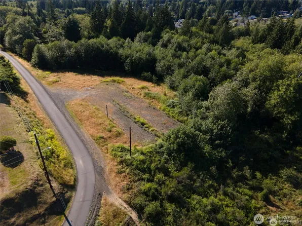 4 Lomax Street, Aberdeen, WA 98520