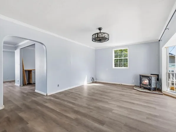 18223 Hammer Ln, Tuolumne, CA 95379