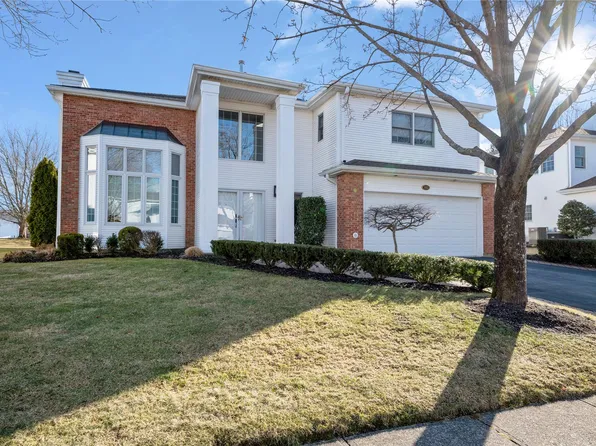 163 Country Club Drive, Commack, NY 11725