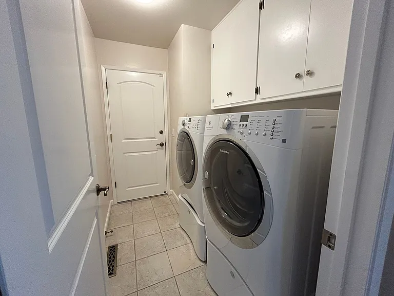 329 Oak Leaf Cir — Photo 23