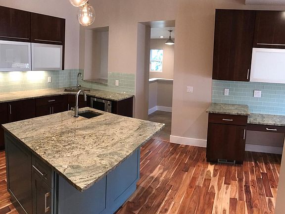 5th image of 2020 N Gaylord St