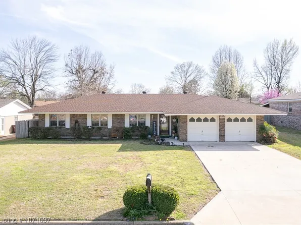 1312 Meadow Ln, Fort Smith, AR 72908