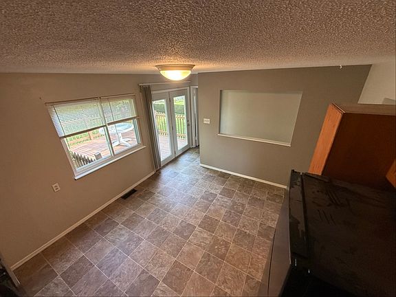 5th image of 11918 Brookmont Dr