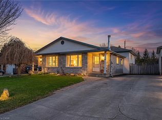 48 Tamvale Cres, Kitchener, ON N2E 3K7