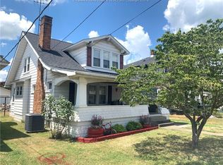 2219 Jackson Ave, Point Pleasant, WV 25550