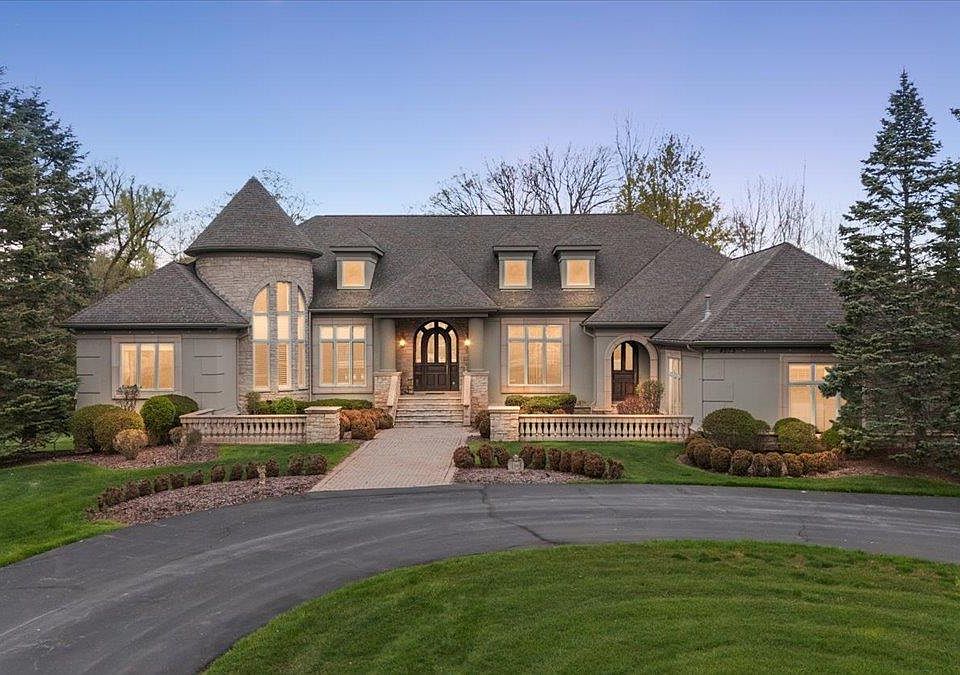 1st image of 4575 Hidden Glen Cir #3