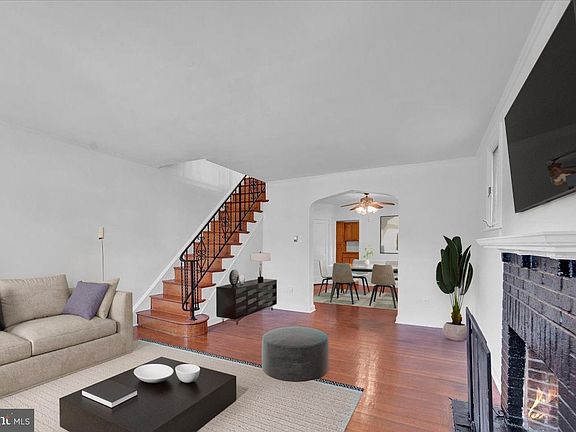 5th image of 1008 Yeadon Ave